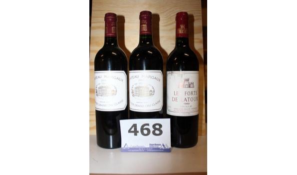 2 flessen à 75cl rode wijn Chateau Margaux 1er grand Cru Classé, 2010 plus fles à 75cl rode wijn Les Forts dfe Latour, Pauillac, 1993